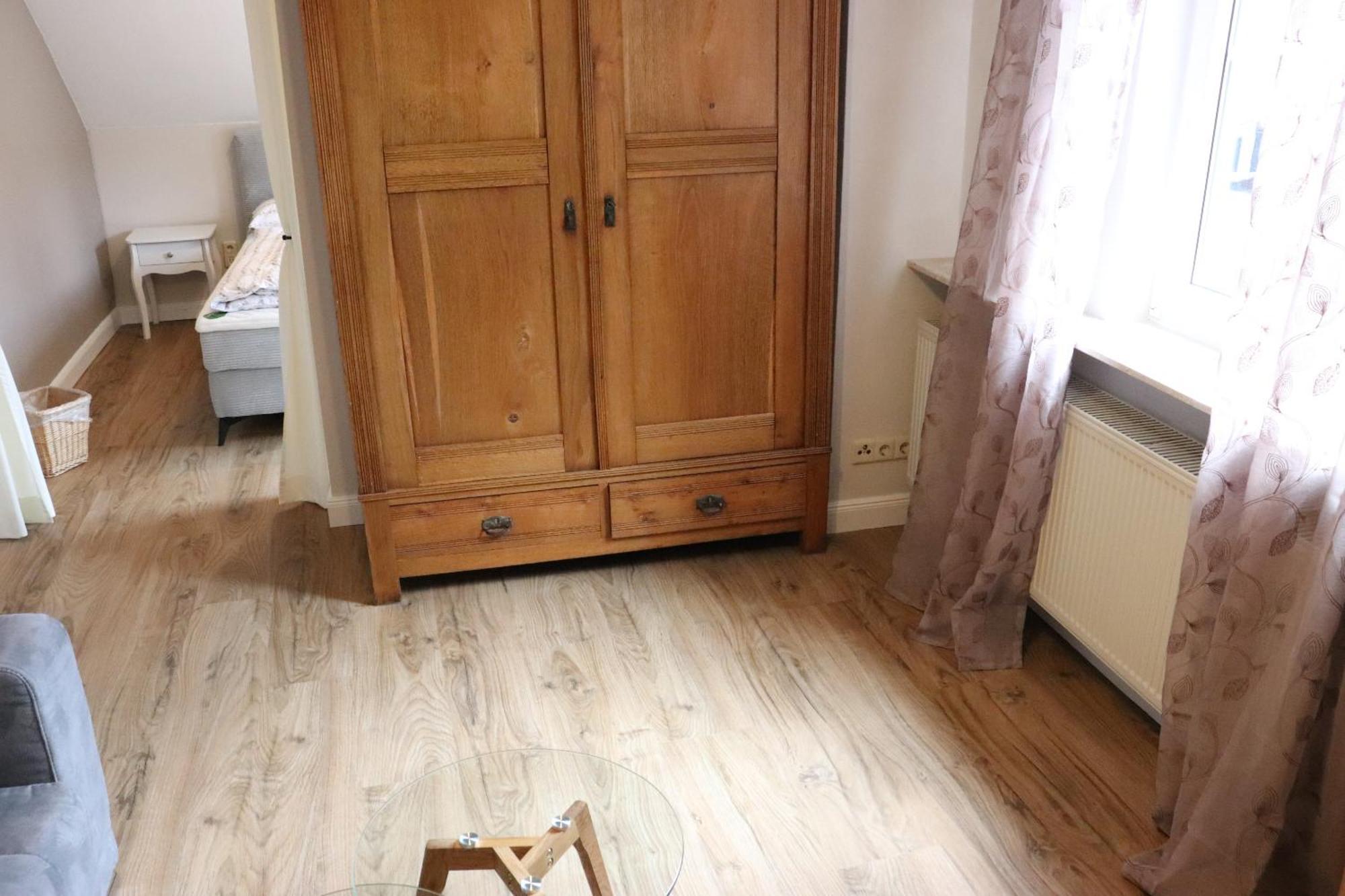 Ferienweingut & Gutsrestaurant Becker Apartman Burgen  Kültér fotó