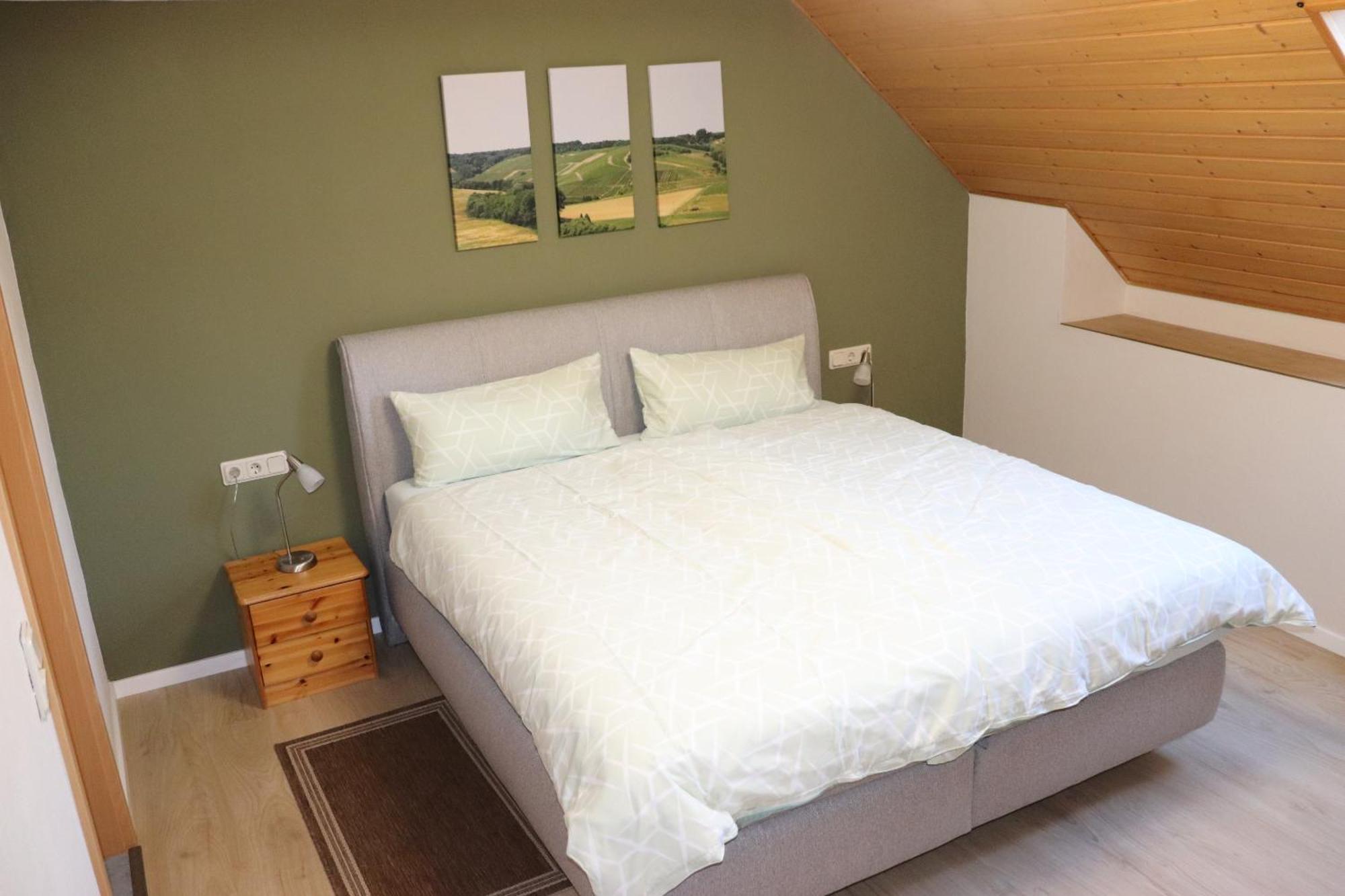 Ferienweingut & Gutsrestaurant Becker Apartman Burgen  Kültér fotó