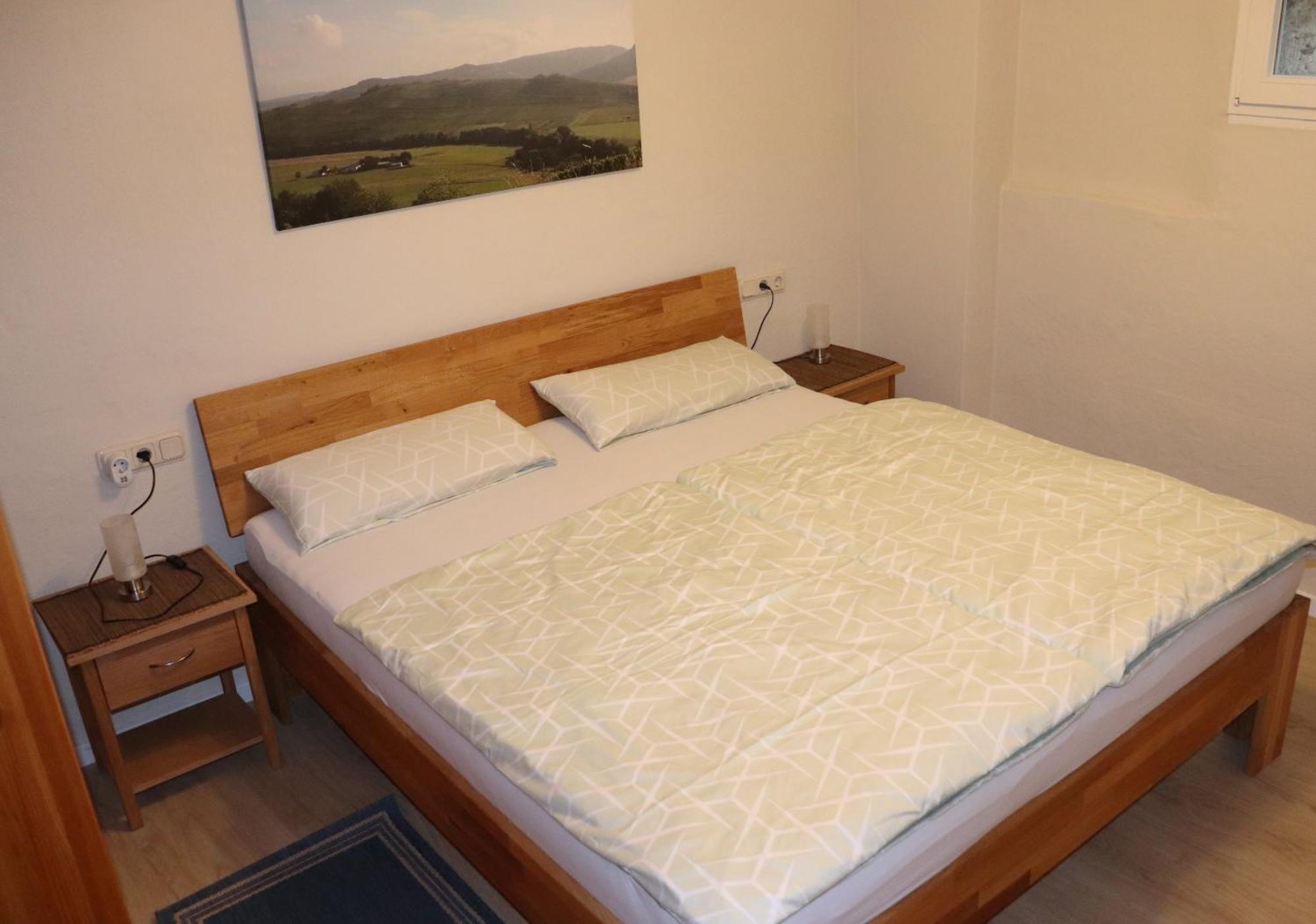 Ferienweingut & Gutsrestaurant Becker Apartman Burgen  Kültér fotó